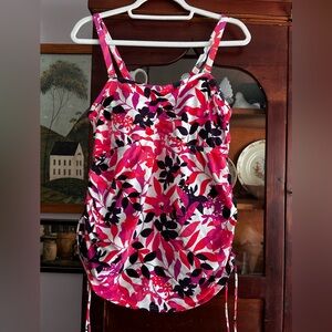 Lands’ End floral print tankini swim top size 16W